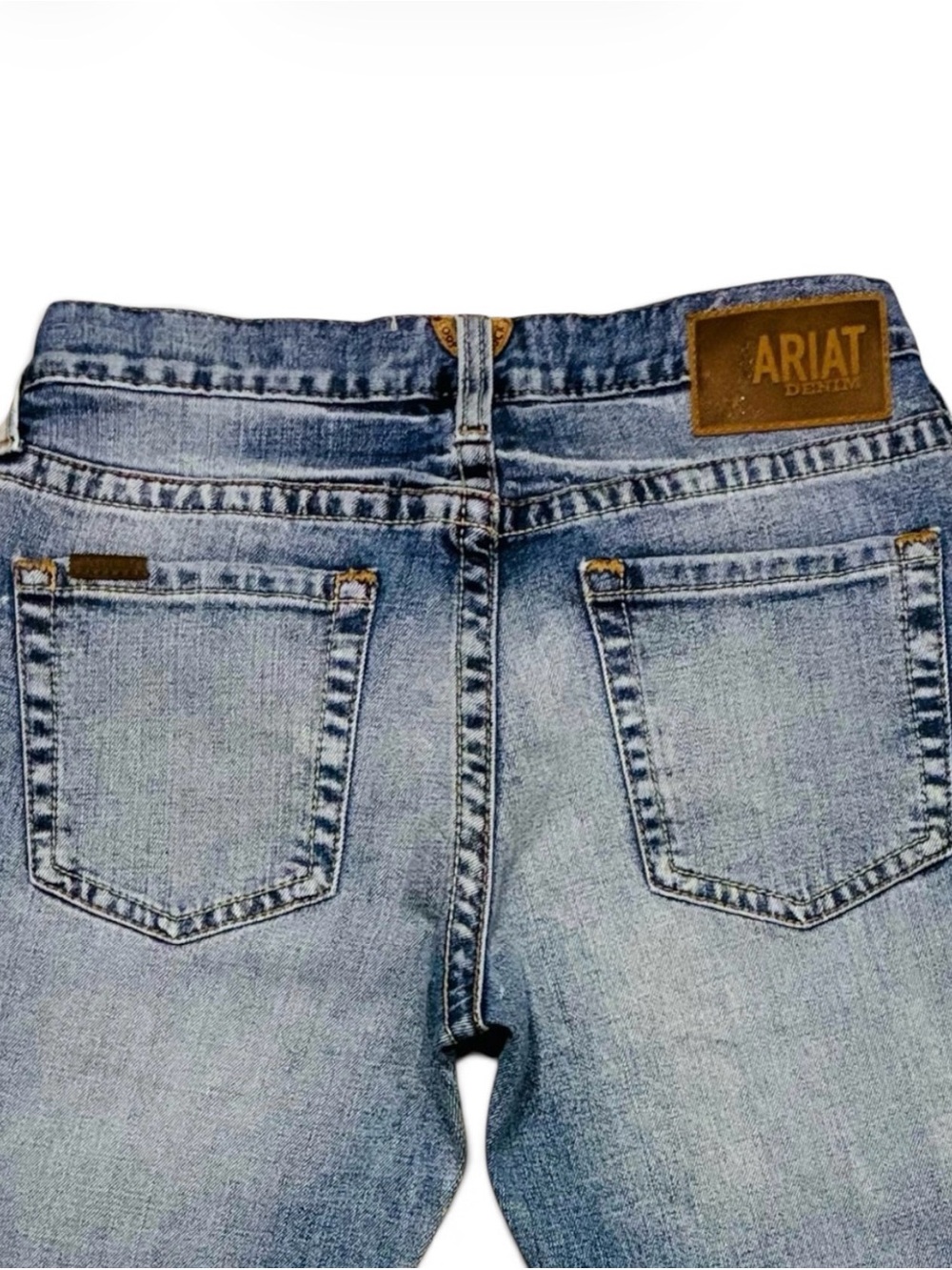 Ariat M4 Relaxed Straight Leg Jeans Men’s 30x36 Medium Wash Stretch EUC